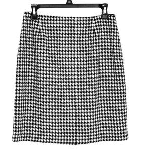 Vtg Casual Corner skirt sz 6 wool blend lined preppy academia houndstooth black